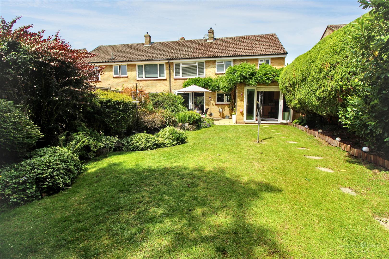 3 bed property in Northway, Thatcham